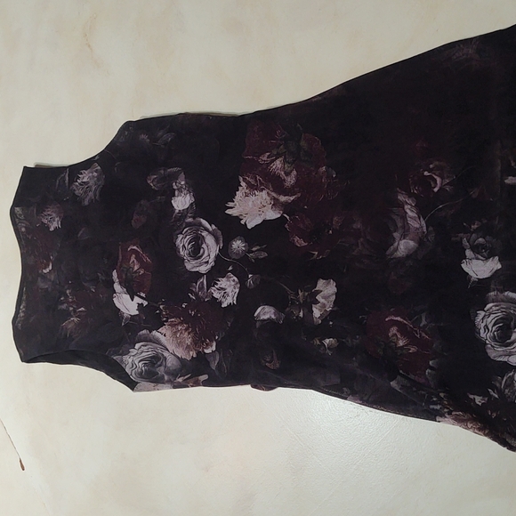 Fuzzi Mesh Sleeveless Top - Picture 4 of 8